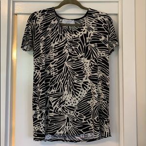 Allison izu black and white top